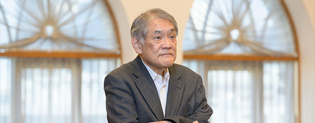 (日本語) 植田 浩史 写真1