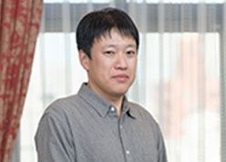 上原 崇人 写真2