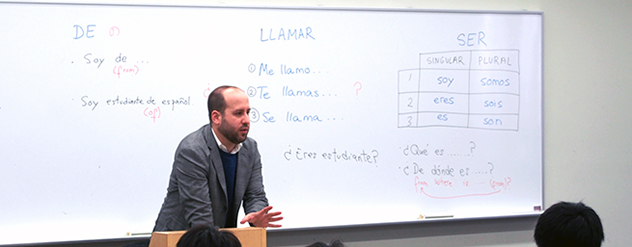 授業紹介 スペイン語 学部カリキュラム カリキュラム 経済学部 慶應義塾大学経済学部 大学院経済学研究科